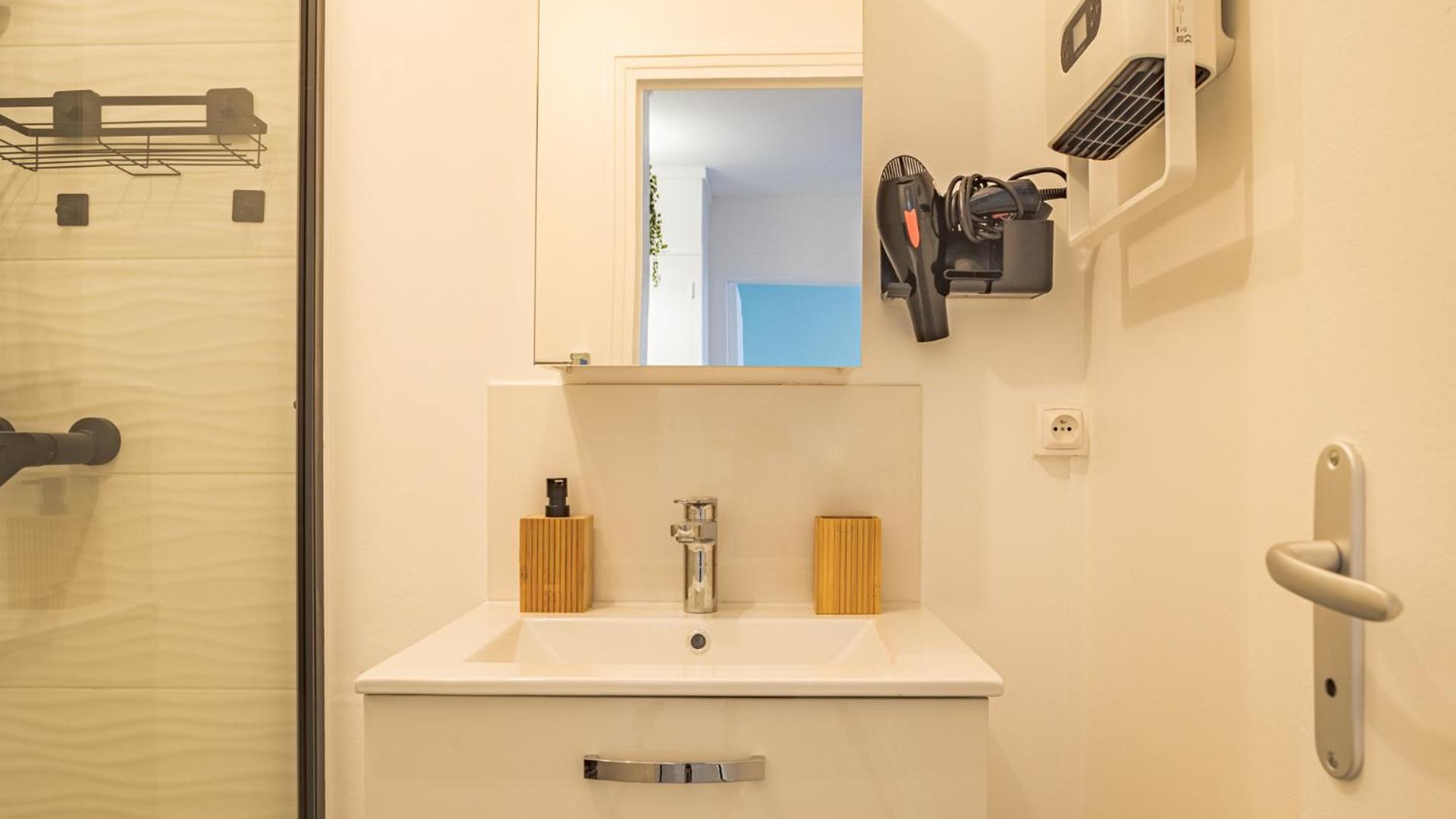 Appartement Zadig - Proche Hypercentre - 4 Pers. à Troyes Extérieur photo