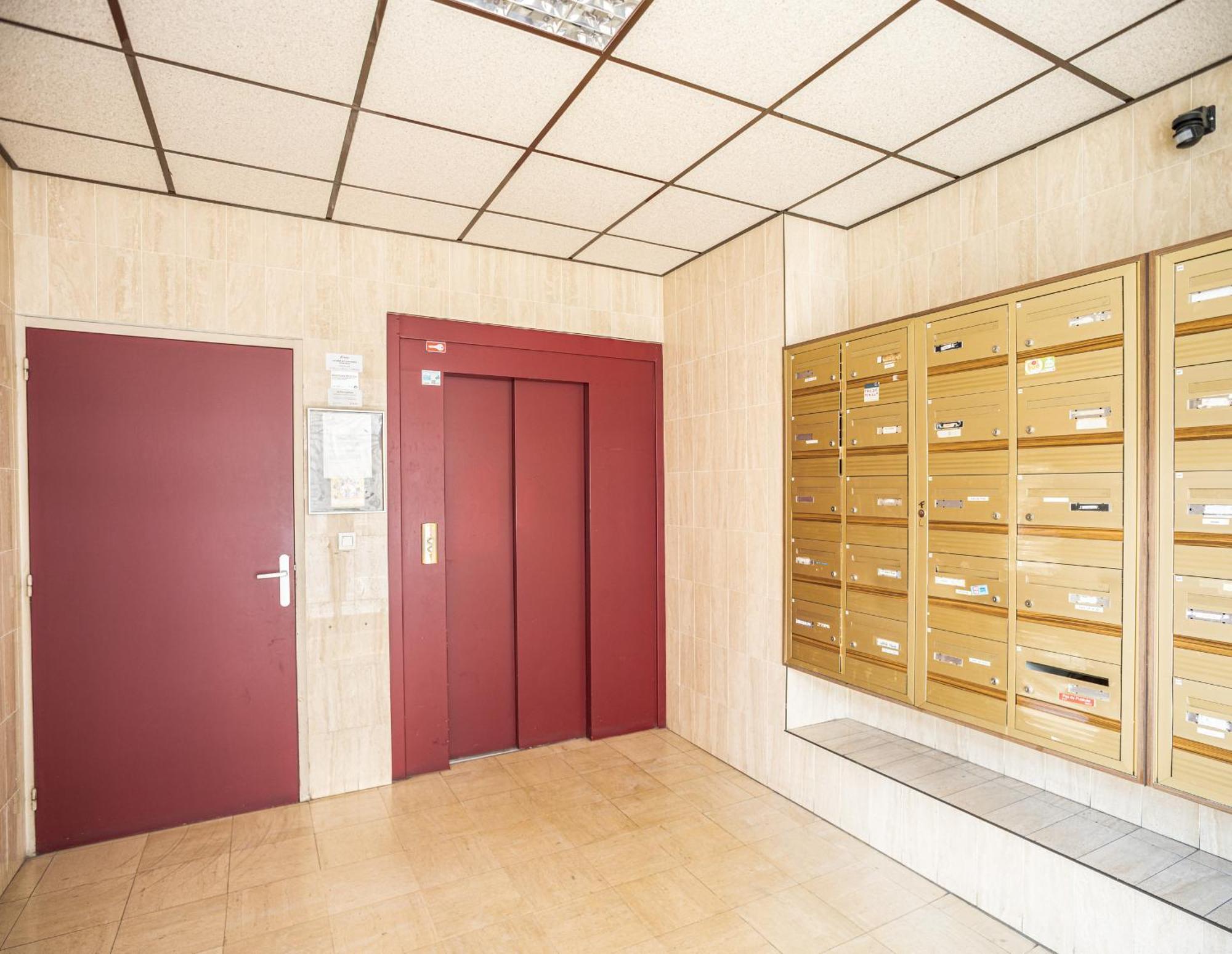 Appartement Zadig - Proche Hypercentre - 4 Pers. à Troyes Extérieur photo